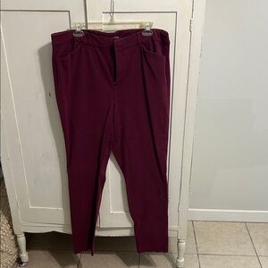 Old Navy Women's Burgundy Pixie Pants